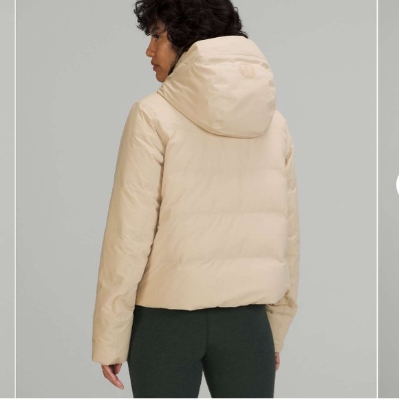 Lululemon Slush Hour Hooded Jacket in Trench - Picture 12 of 16